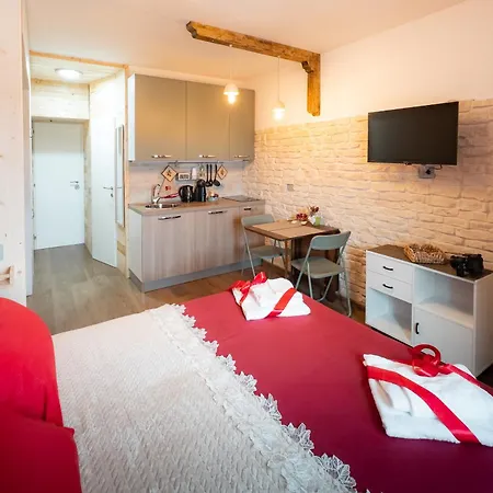 Apartment La Tana Del Lupo